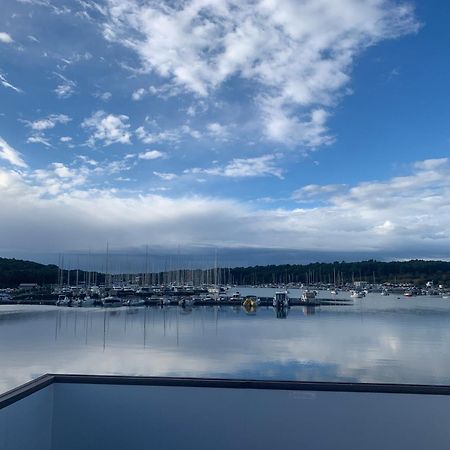 Vila House Boat Oliva - Floating House Pula Exteriér fotografie