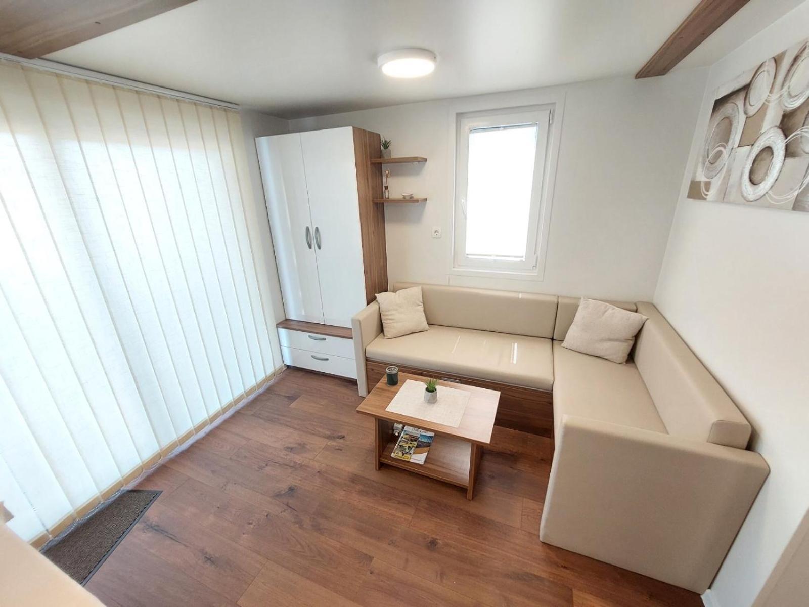 Vila House Boat Oliva - Floating House Pula Exteriér fotografie